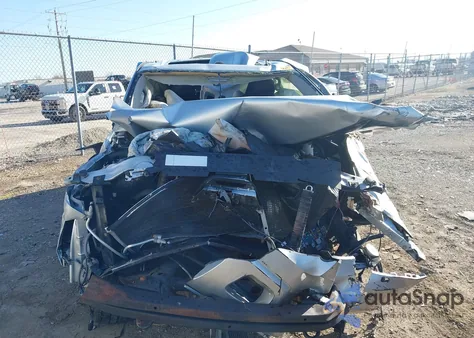2010 Chevrolet Tahoe Lt from USA, damaged, VIN 1GNUKBE02AR225332